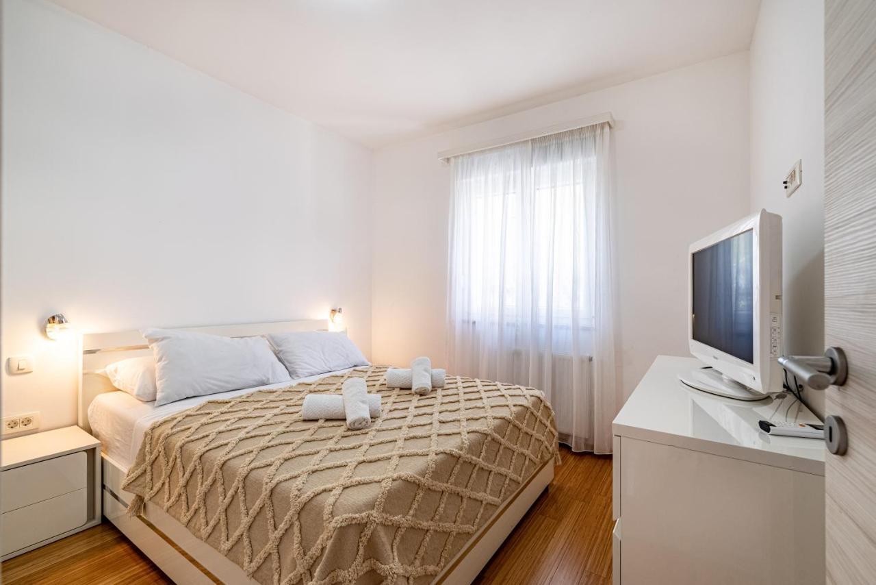Rooftop Spa Appartement Trogir Buitenkant foto